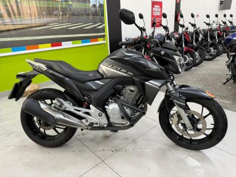 HONDA CB 250 F Twister FLEXONE, Foto 3