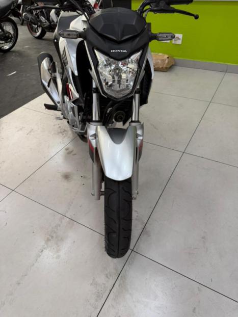 HONDA CB 250 F Twister FLEXONE, Foto 6