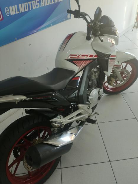 HONDA CB 250 F Twister FLEXONE, Foto 3