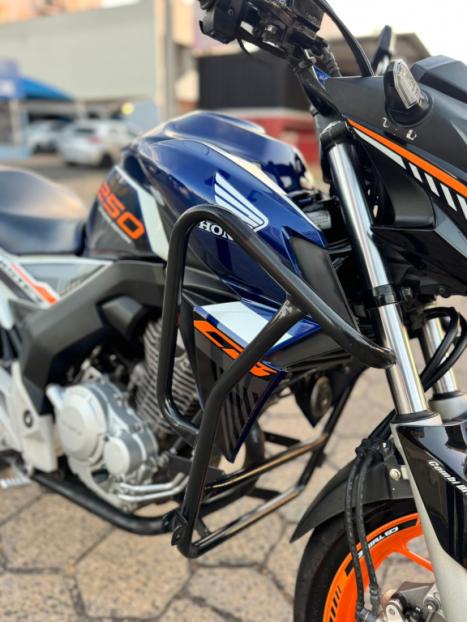 HONDA CB 250 F Twister FLEXONE, Foto 6