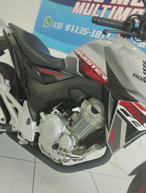 HONDA CB 250 F Twister , Foto 3