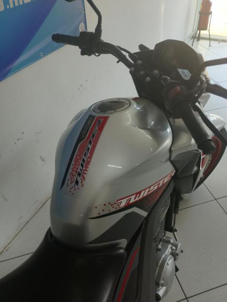 HONDA CB 250 F Twister , Foto 5