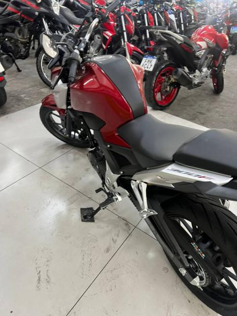 HONDA CB 250 F Twister , Foto 6