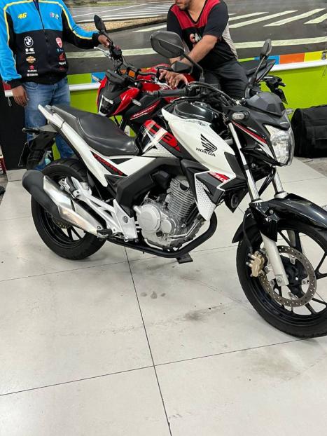 HONDA CB 250 F Twister FLEXONE, Foto 1