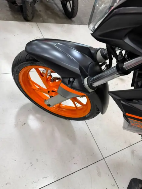 HONDA CB 250 F Twister , Foto 10