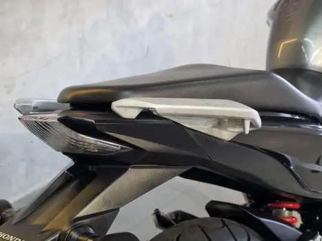 HONDA CB 250 F Twister FLEXONE, Foto 6