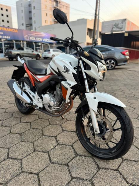 HONDA CB 250 F Twister FLEXONE, Foto 1