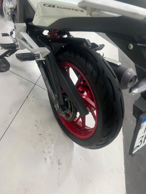 HONDA CB 250 F Twister , Foto 5