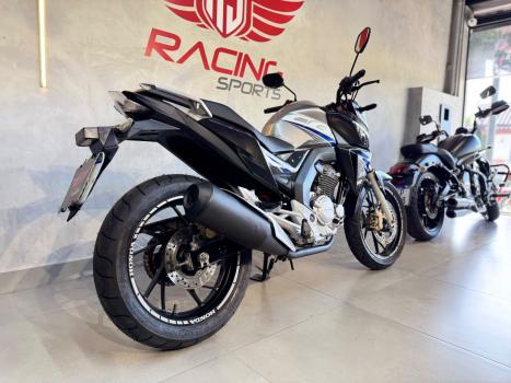 HONDA CB 250 F Twister FLEXONE, Foto 9