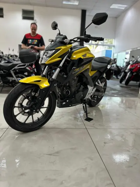 HONDA CB 300 F Twister FLEX CBS, Foto 2 HONDA CB 300 F Twister FLEX CBS, Foto 2