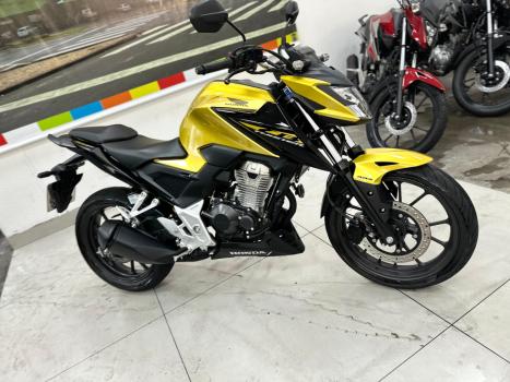 HONDA CB 300 F Twister FLEX CBS, Foto 4 HONDA CB 300 F Twister FLEX CBS, Foto 4