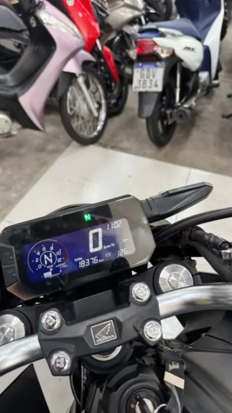 HONDA CB 300 F Twister FLEX CBS, Foto 7