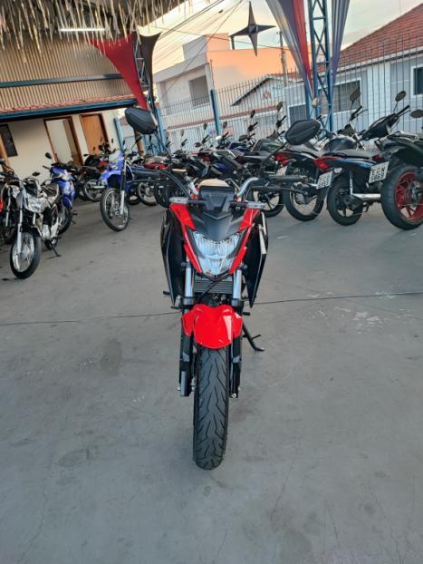 HONDA CB 300 F Twister FLEX ABS, Foto 8
