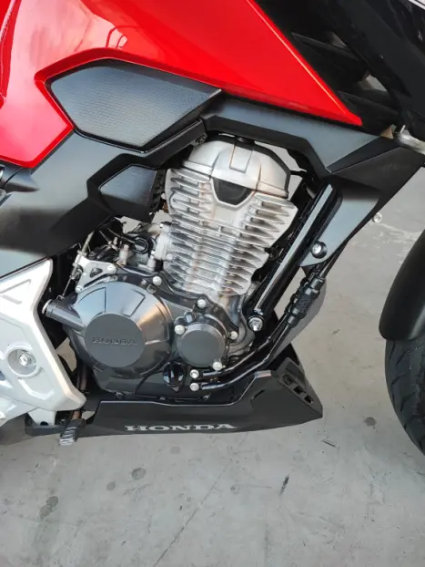 HONDA CB 300 F Twister FLEX ABS, Foto 4