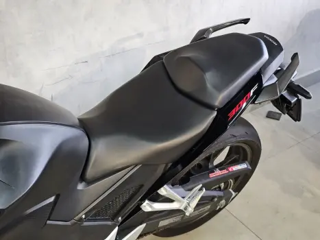 HONDA CB 300 F Twister FLEX CBS, Foto 14