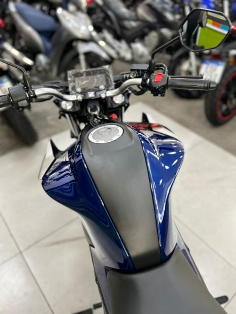 HONDA CB 300 F Twister FLEX ABS, Foto 2