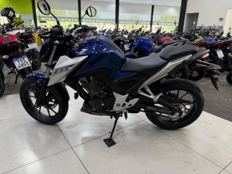 HONDA CB 300 F Twister FLEX ABS, Foto 3