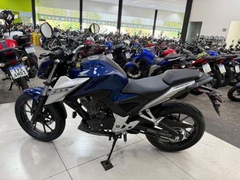 HONDA CB 300 F Twister FLEX ABS, Foto 4