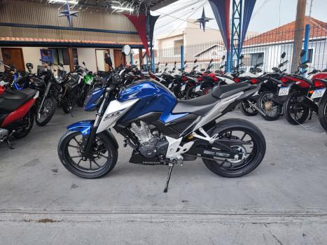 HONDA CB 300 F Twister FLEX ABS, Foto 3