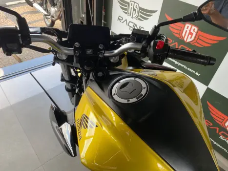 HONDA CB 300 F Twister FLEX ABS, Foto 2