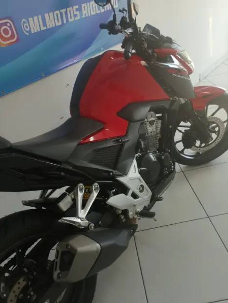 HONDA CB 300 F Twister FLEX ABS, Foto 3