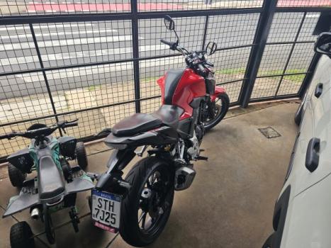 HONDA CB 300 R ABS, Foto 2