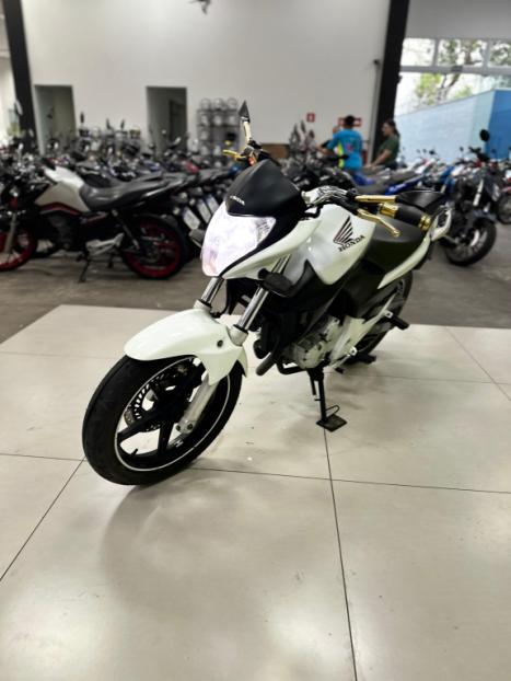 HONDA CB 300 R ESPECIAL EDITION, Foto 5