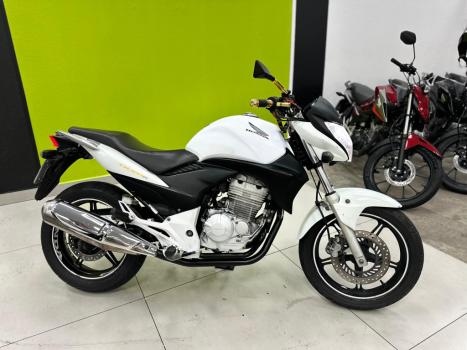 HONDA CB 300 R ESPECIAL EDITION, Foto 8