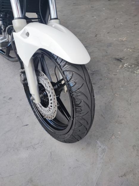 HONDA CB 300 R ESPECIAL EDITION, Foto 4