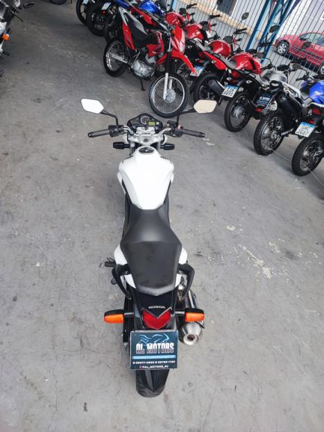 HONDA CB 300 R ESPECIAL EDITION, Foto 6