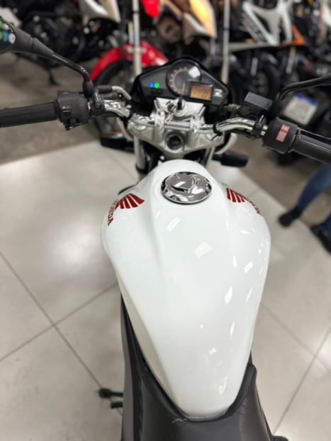 HONDA CB 300 R STD, Foto 2 HONDA CB 300 R STD, Foto 2