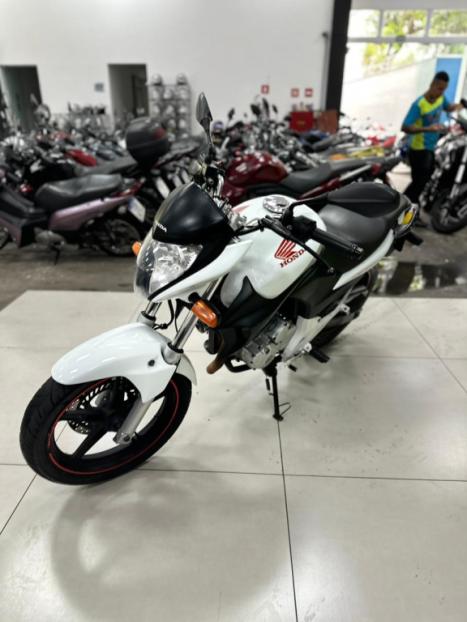 HONDA CB 300 R STD, Foto 6 HONDA CB 300 R STD, Foto 6