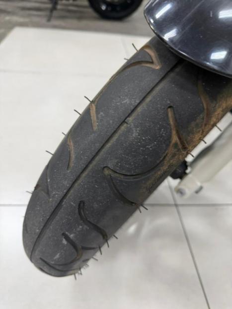 HONDA CB 300 R STD, Foto 2