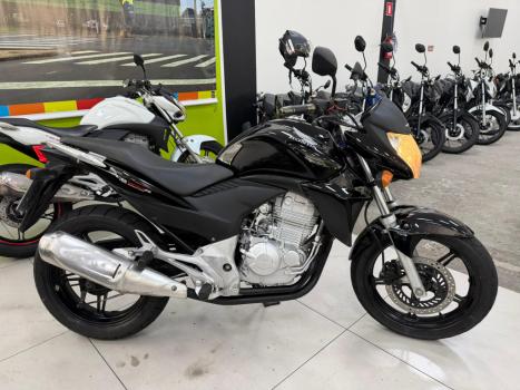 HONDA CB 300 R STD, Foto 2