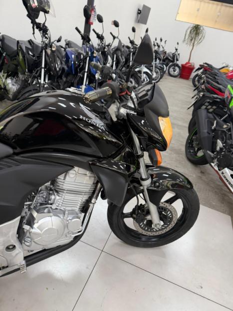 HONDA CB 300 R STD, Foto 5