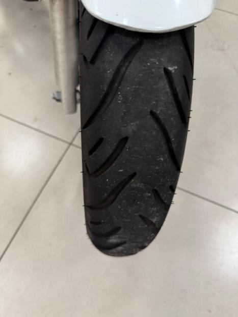 HONDA CB 300 R STD, Foto 5