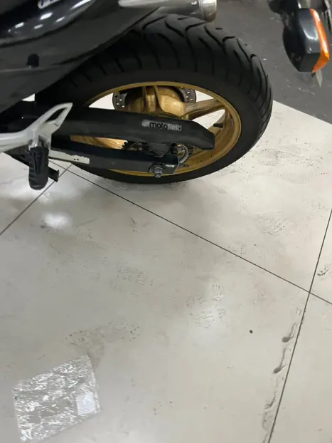 HONDA CB 300 R STD, Foto 10