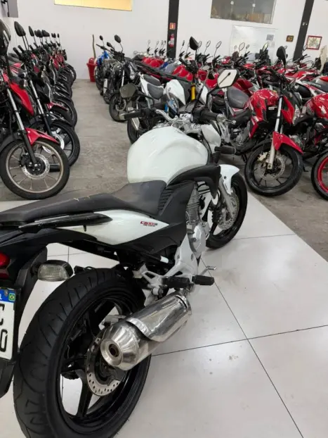 HONDA CB 300 R STD, Foto 8