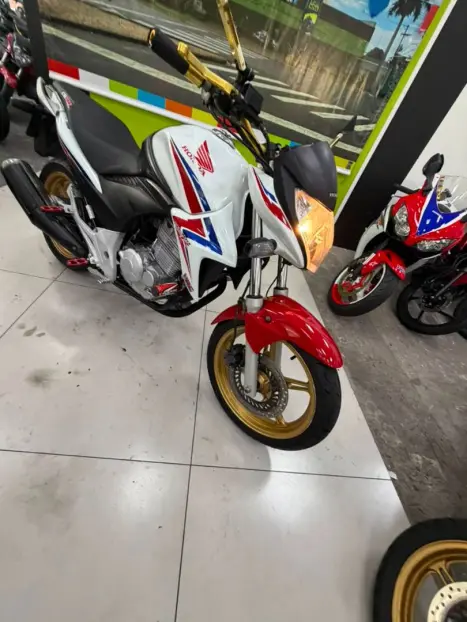 HONDA CB 300 R STD, Foto 6