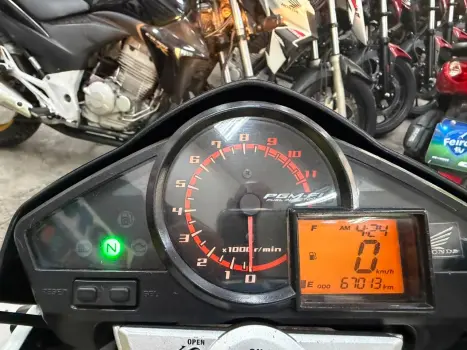 HONDA CB 300 R STD, Foto 12