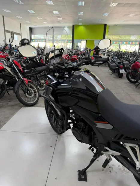 HONDA CB 500 X ABS, Foto 3