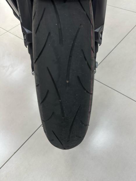 HONDA CB 650 R ABS, Foto 4 HONDA CB 650 R ABS, Foto 4