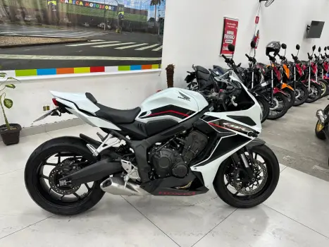 HONDA CB 650 R ABS, Foto 15