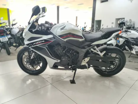 HONDA CB 650 R ABS, Foto 9