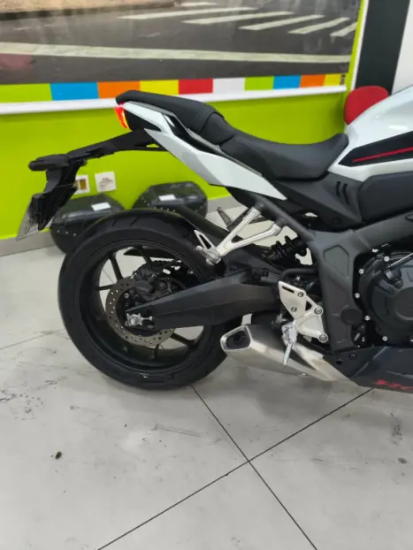 HONDA CB 650 R ABS, Foto 10