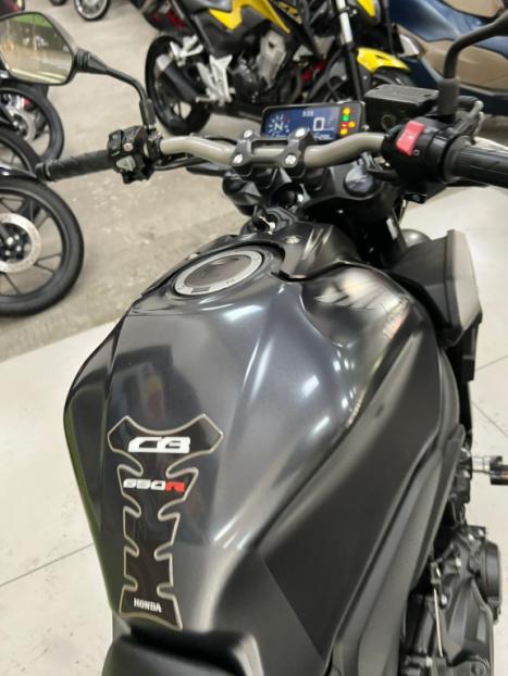 HONDA CB 650 R ABS, Foto 9