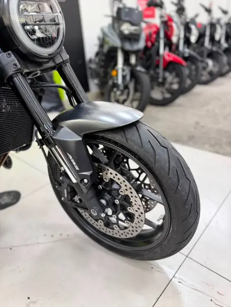 HONDA CB 650 R ABS, Foto 9
