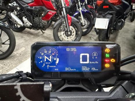 HONDA CB 650 R ABS, Foto 3