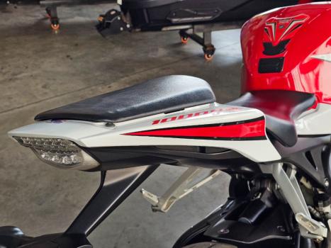 HONDA CBR 1000 RR FIRE BLADE, Foto 3