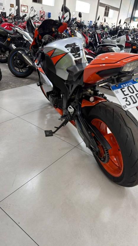 HONDA CBR 1000 RR FIRE BLADE, Foto 5
